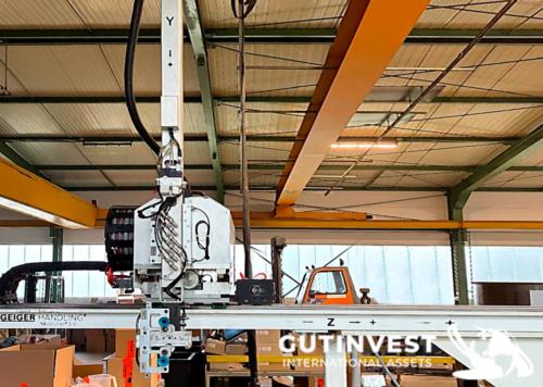 Inyectora de plástico 50 Tn + Robot