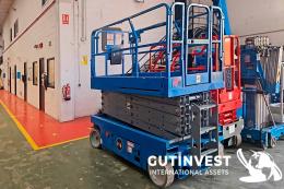 3  -  Electric scissor lifting platform - 12 meters