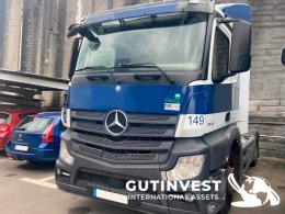 1  -  Cabeza tractora