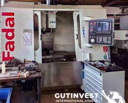 1  -  Centro de mecanizado CNC 