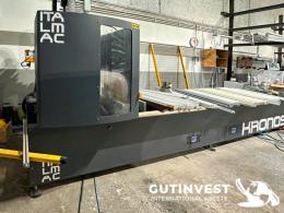 1  -  Centro de mecanizado CNC de 4 ejes para aluminio y pvc