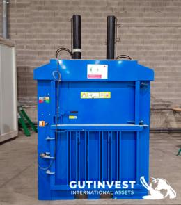 94  -  Cardboard and Plastic Baler press