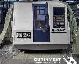 1  -  Torno CNC de bancada inclinada con herramientas motorizadas