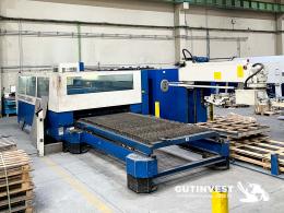 1  -   Laser cutting machine with loadmaster