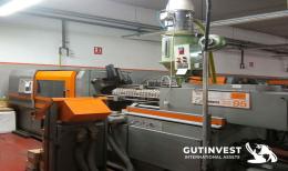 3  -  Injection Moulding Machine - 95Tn