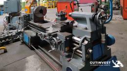 2  -  Torno paralelo con visualizador 1.500 mm.