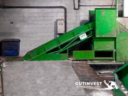 1  -  Paper and cardboard shredder