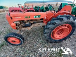 7  -  Agricultural tractor