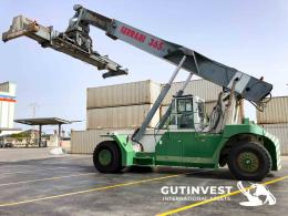 1  -  Container reach stacker - 40Tns