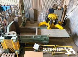 1  -  Prensa empacadora automática para metales