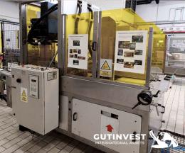 4  -  box folding machine