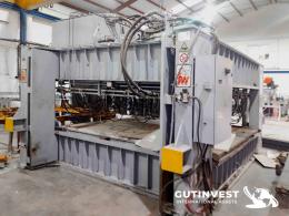 1  -  Hydraulic press for hydroforming 