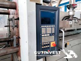 5  -  Inyectora de plástico con robot - 320Tn