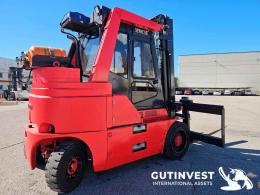 9  -  LPG Gas Forklift - 9Tn