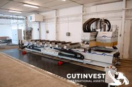 1  -  Centro de mecanizado CNC para madera