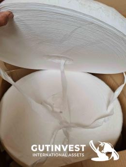 16  -  Lote con aprox. 3.500kg de tela metblown para reciclar