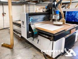 1  -  CNC fresadora 3 ejes - para madera y pvc