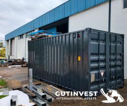 1  -  Contenedor de 20 pies para obra