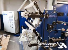 1  -  Máquina cortadora rebobinadora de papel