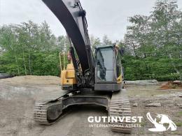 1  -  Excavadora hidráulica de cadenas