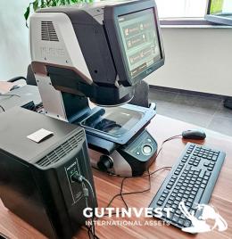 1  -  Proyector de perfiles - equipo de medición óptica