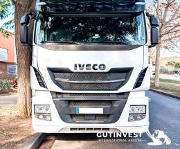 8  -  Cabeza tractora