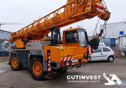 1  -  4x4 self-propelled mobile crane diesel - 25Tn