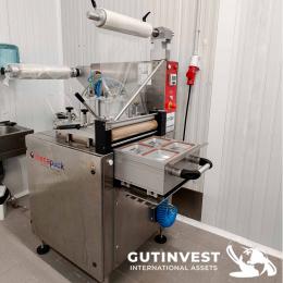 1  -  Termoselladora semi-automatica