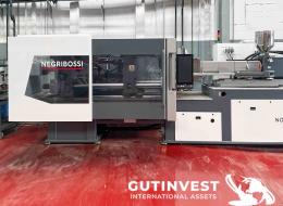 1  -  Plastic Injection molding Machine - 330Tn