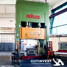 1  -  Double-column hydraulic press - 1.000 tons