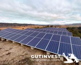 1  -  (x660 Lots) Solar panels 