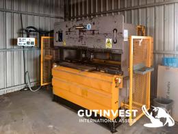 57  -  Metal press brake