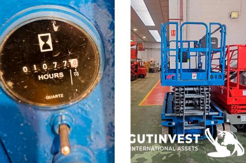 Electric scissor lifting platform - 12 meters