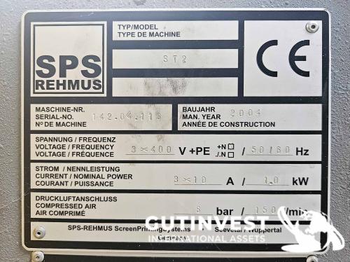 Screen printing machine with UV and heat drying