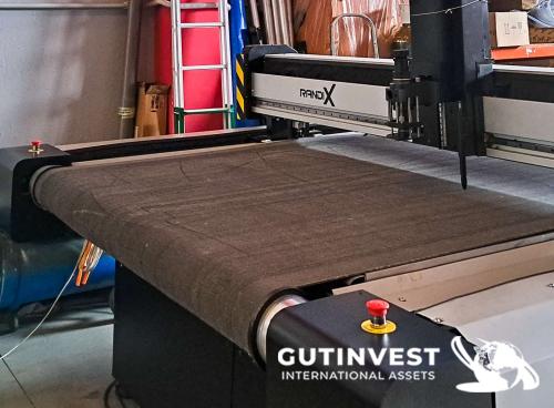 Cutting Table for Industrial Fabrics, Polymers, or Soft Met