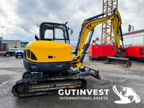 Mini crawler excavator