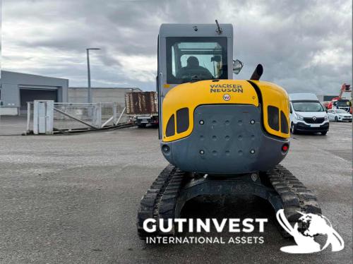 Mini crawler excavator