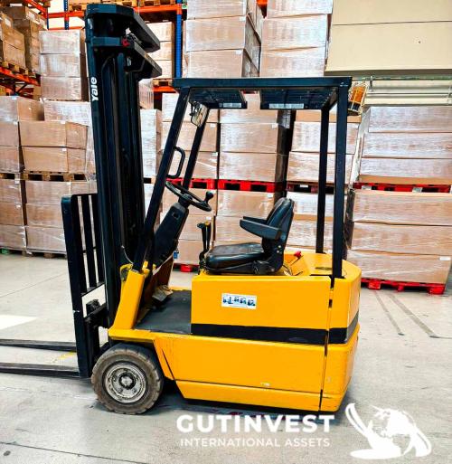  Electric Forklift