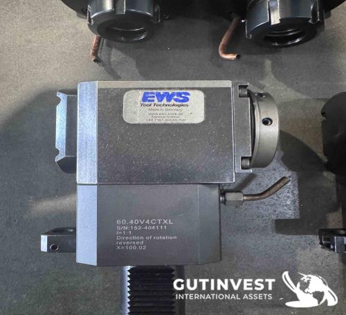 Torno CNC con alimentador de barras