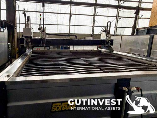  Waterjet Cutting Machine - 5 Axes - 3 Cutting Heads