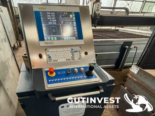  Waterjet Cutting Machine - 5 Axes - 3 Cutting Heads