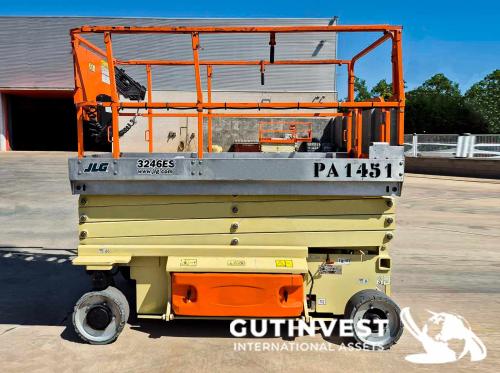 Plataforma de tijera eléctrica - 11,8m