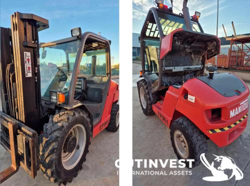 Diesel All-Terrain Forklift - 4x4 - 2.5Tn