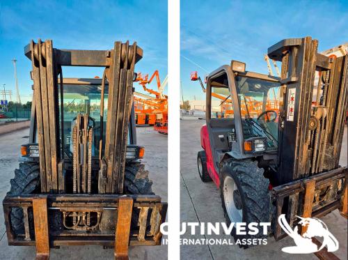 Diesel All-Terrain Forklift - 4x4 - 2.5Tn