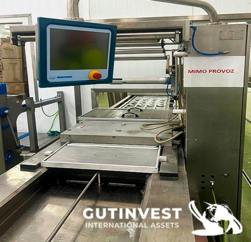 Máquina termoformadora