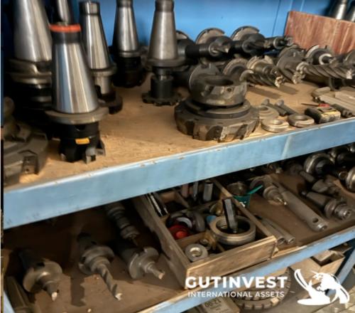 Mandrinadora de bancada fija con mesa rotativa