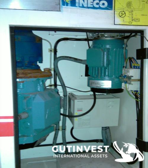 Máquina curvadora de tubo