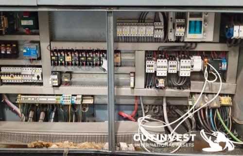 Máquina inyectora de plástico - 270Tn