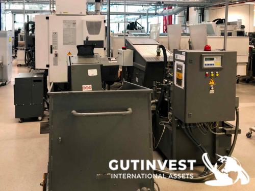 CNC Vertical Machining Center - 5 Axes