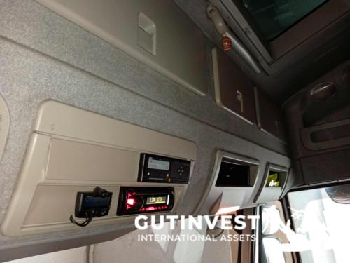 Camión caja cerrada